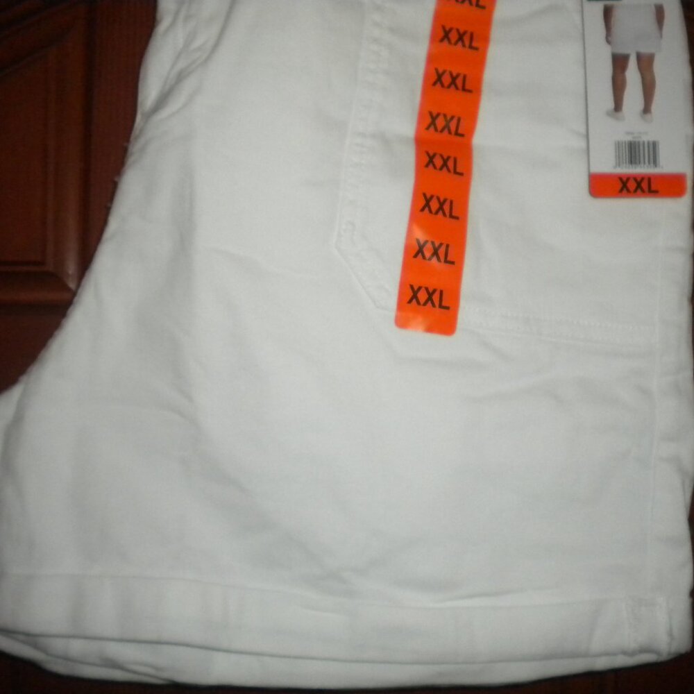 Gloria Vanderbilt Women's Plus Size XXL White Utility Shorts NWT - Picture 5 of 5